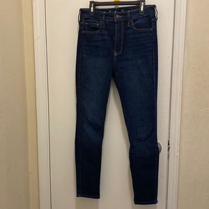 Dark wash skinny jeans